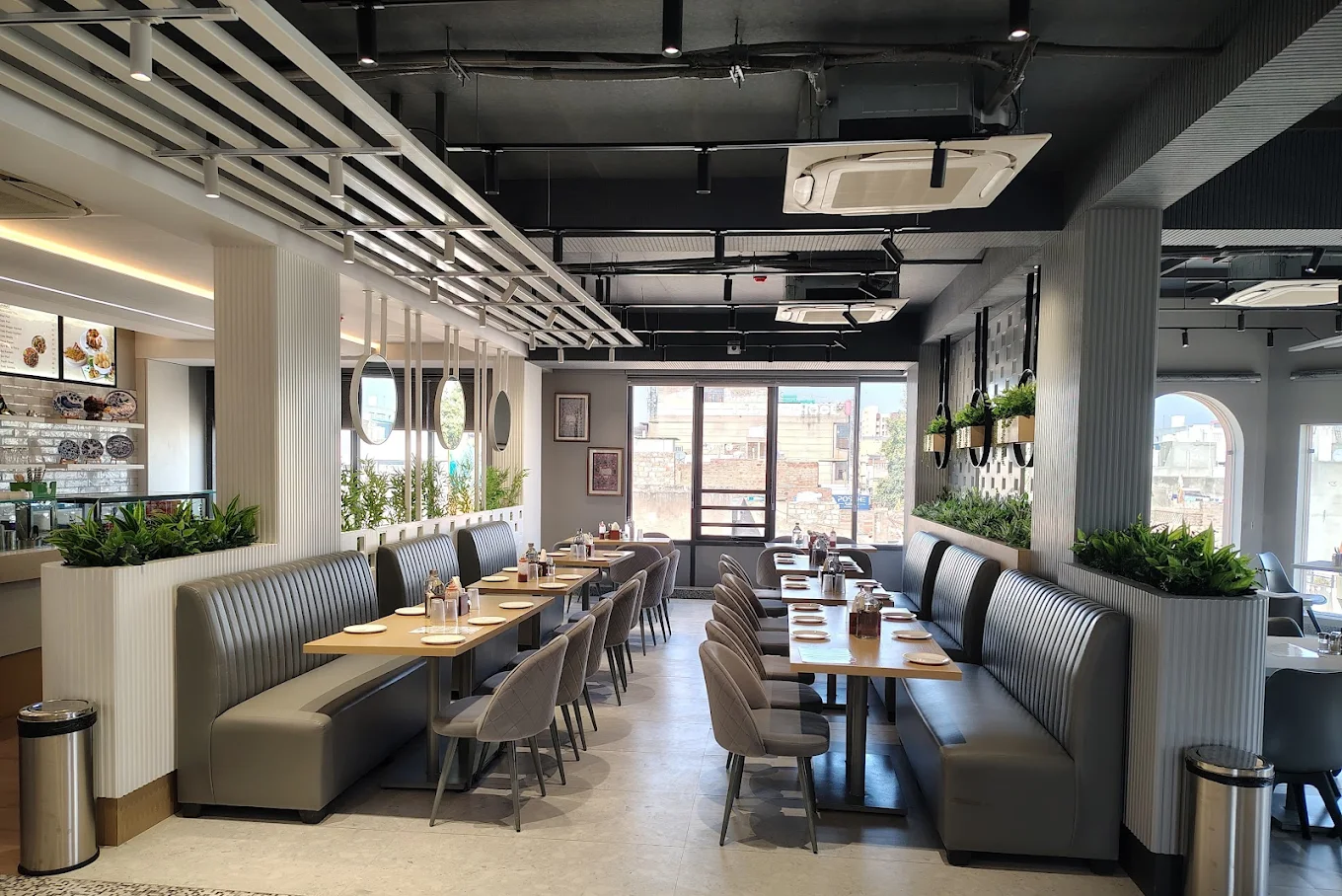 Pinaaki Cafe & Restaurant Interior